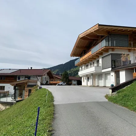 Oberguggenhausen * Brixen im Thale