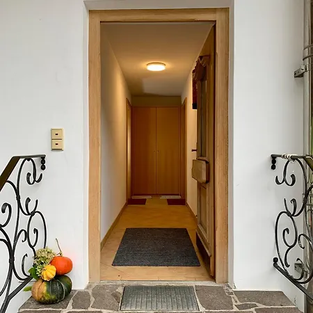 Oberguggenhausen Apartment