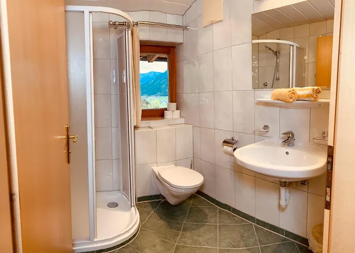 Oberguggenhausen شقة بريكسن ام تاله